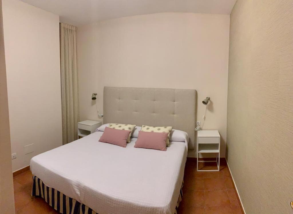 Vianymar Apartamentos El Médano Exteriör bild
